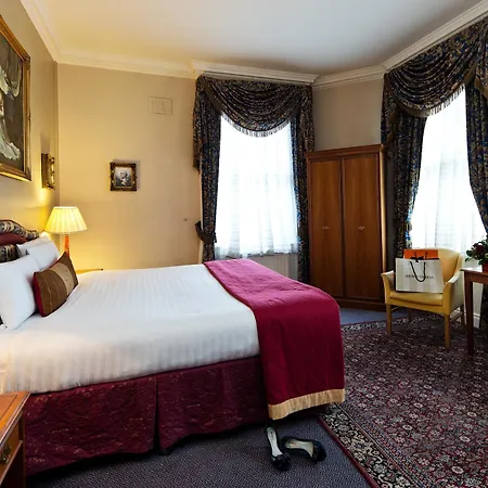 Hotel The